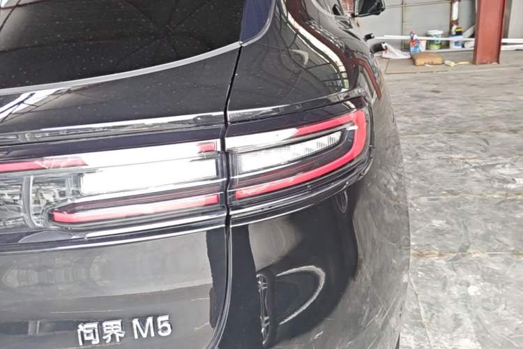 Used Hima AITO M5 2022 Extended-Range Four-Wheel Drive Ultimate Edition Right Rear Taillight