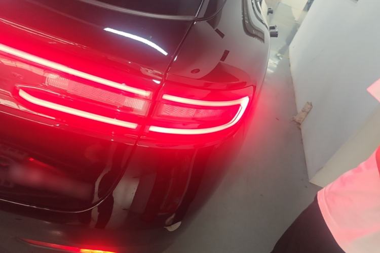 Used Hima AITO M5 2022 Pure Electric Rear-Drive Standard Edition Right Rear Taillight
