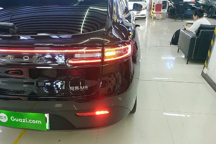 Used Hima AITO M5 2022 Extended-Range Four-Wheel Drive Flagship Edition Right Rear Taillight