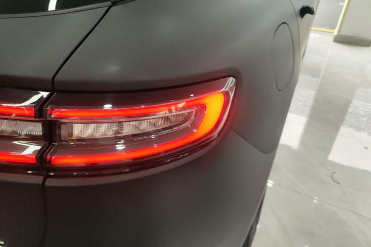 Used Hima AITO M5 2022 Range-Extended Rear-Drive Standard Version Right Rear Taillight