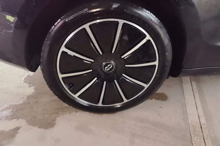 Used Hima AITO M5 2022 Pure Electric All-Wheel-Drive Performance Edition Exterior 5