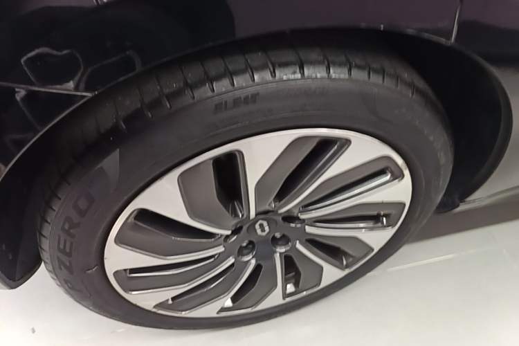Used Hima AITO M5 2022 Range-Extended Rear-Drive Standard Version Right Rear Wheel Hub