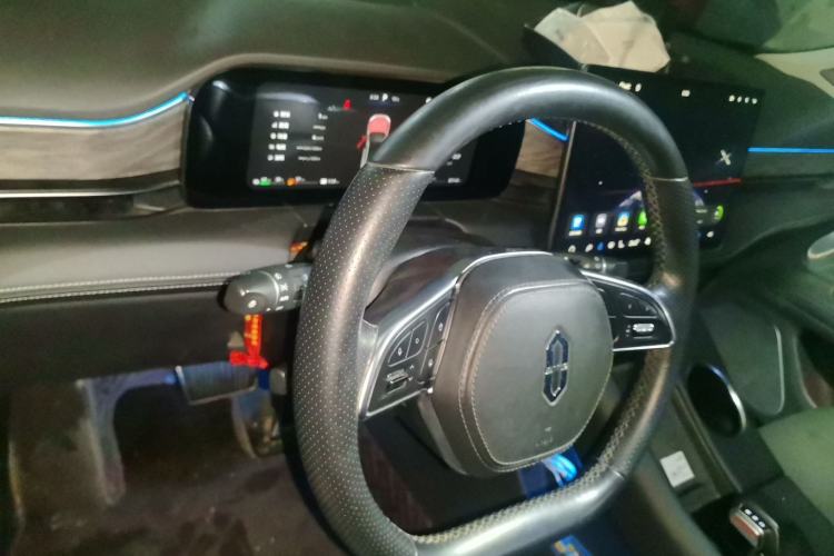 Used Hima AITO M5 2022 Extended-Range Four-Wheel Drive Performance Version Steering Wheel