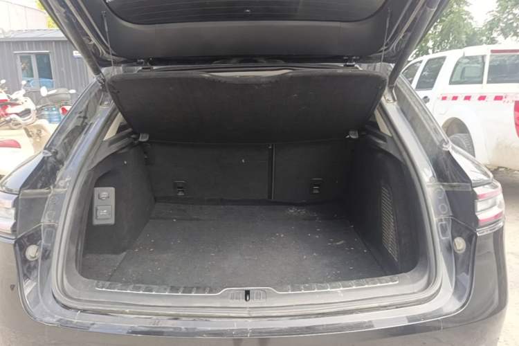 Used Hima AITO M5 2022 Extended-Range Four-Wheel Drive Ultimate Edition Trunk