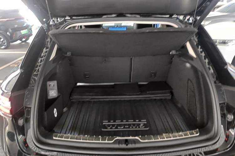 Used Hima AITO M5 2022 Range-Extended Rear-Drive Standard Version Trunk