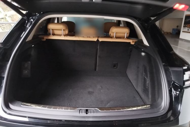Used Hima AITO M5 2022 Extended-Range Four-Wheel Drive Ultimate Edition Trunk