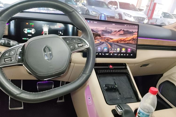 Used Hima AITO M5 2022 Pure Electric Rear-Drive Standard Edition Center Console