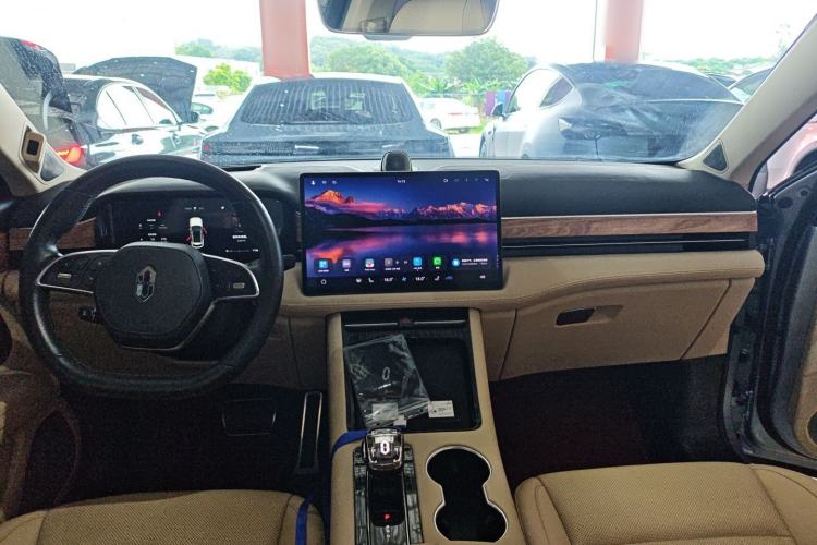 Used Hima AITO M5 2022 Pure Electric All-Wheel-Drive Performance Edition Center Console