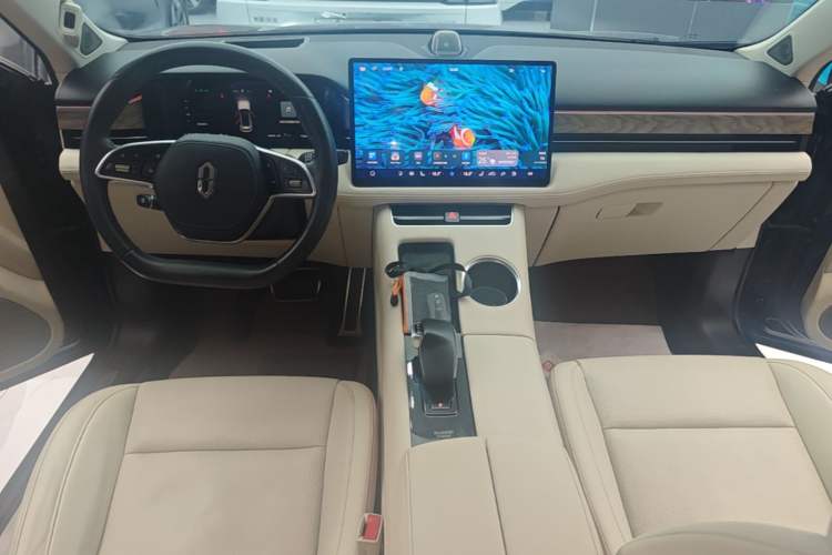 Used Hima AITO M5 2022 Extended-Range Four-Wheel Drive Flagship Edition Center Console