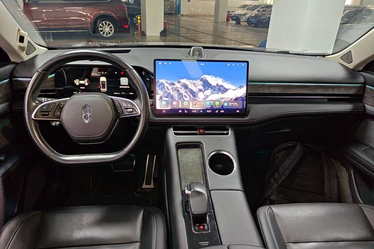 Used Hima AITO M5 2022 Extended-Range Four-Wheel Drive Ultimate Edition Center Console