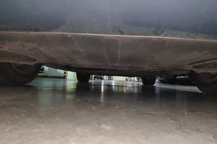 Used Hima AITO M5 2022 Pure Electric Rear-Drive Standard Edition Chassis Front