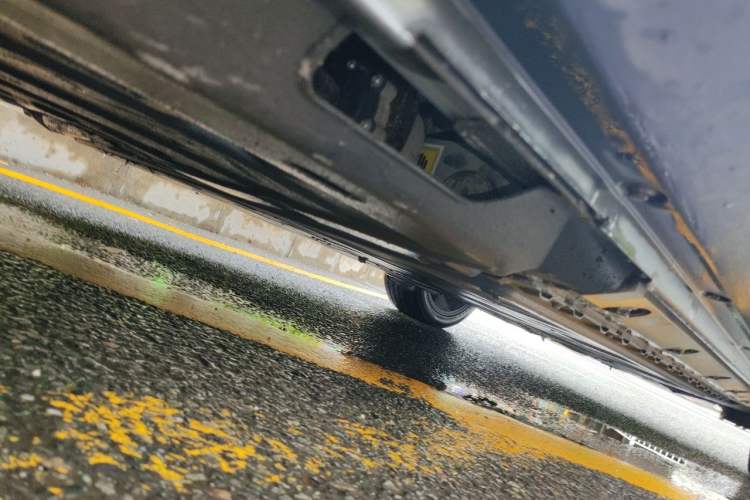 Used Hima AITO M5 2022 Range-Extended Rear-Drive Standard Version Chassis Front Left