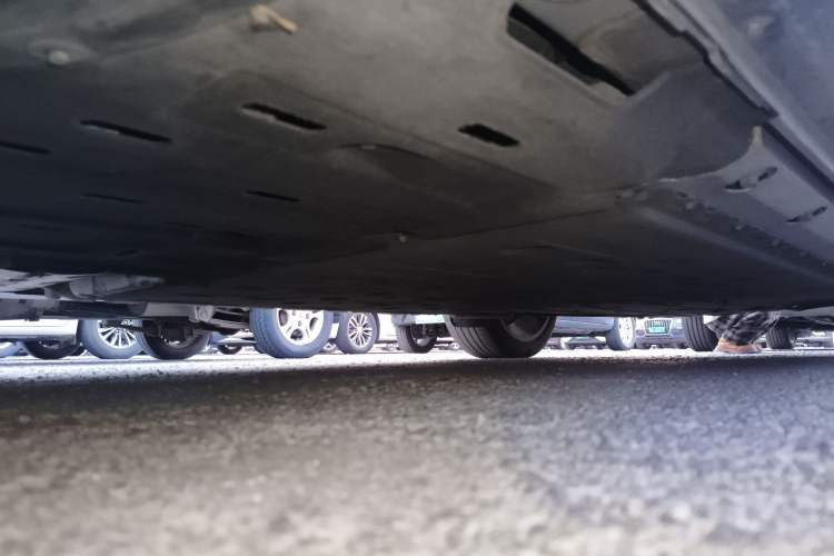 Used Hima AITO M5 2022 Extended-Range Four-Wheel Drive Ultimate Edition Chassis Front Left
