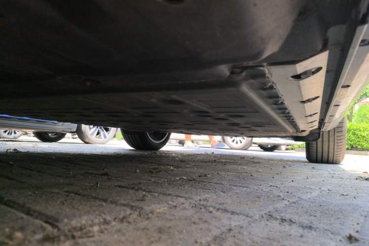 Used Hima AITO M5 2022 Extended-Range Four-Wheel Drive Ultimate Edition Chassis Front Left