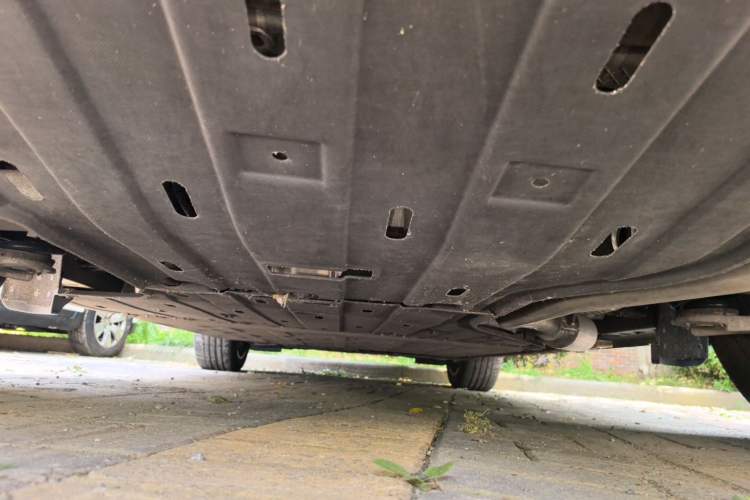 Used Hima AITO M5 2022 Extended-Range Four-Wheel Drive Ultimate Edition Chassis Rear