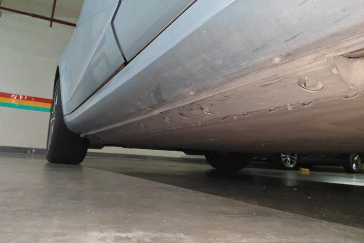 Used Hima AITO M5 2022 Pure Electric Rear-Drive Standard Edition Chassis Rear Left