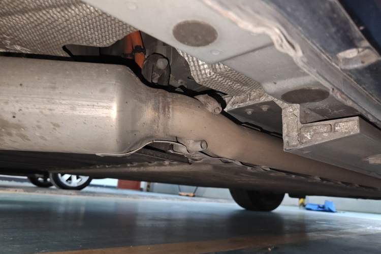 Used Hima AITO M5 2022 Extended-Range Four-Wheel Drive Flagship Edition Chassis Rear Right