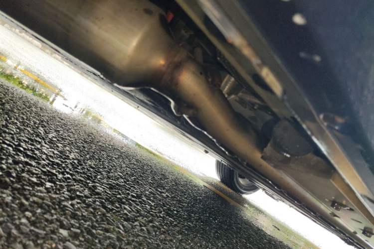 Used Hima AITO M5 2022 Range-Extended Rear-Drive Standard Version Chassis Rear Right
