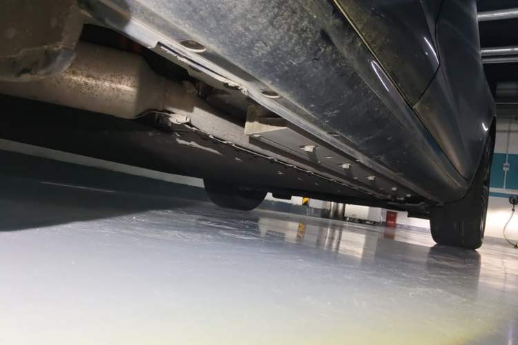 Used Hima AITO M5 2022 Range-Extended Rear-Drive Standard Version Chassis Rear Right