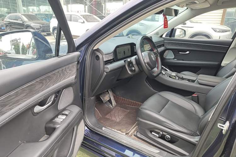 Used Hima AITO M5 2022 Extended-Range Four-Wheel Drive Performance Version Driver Seat