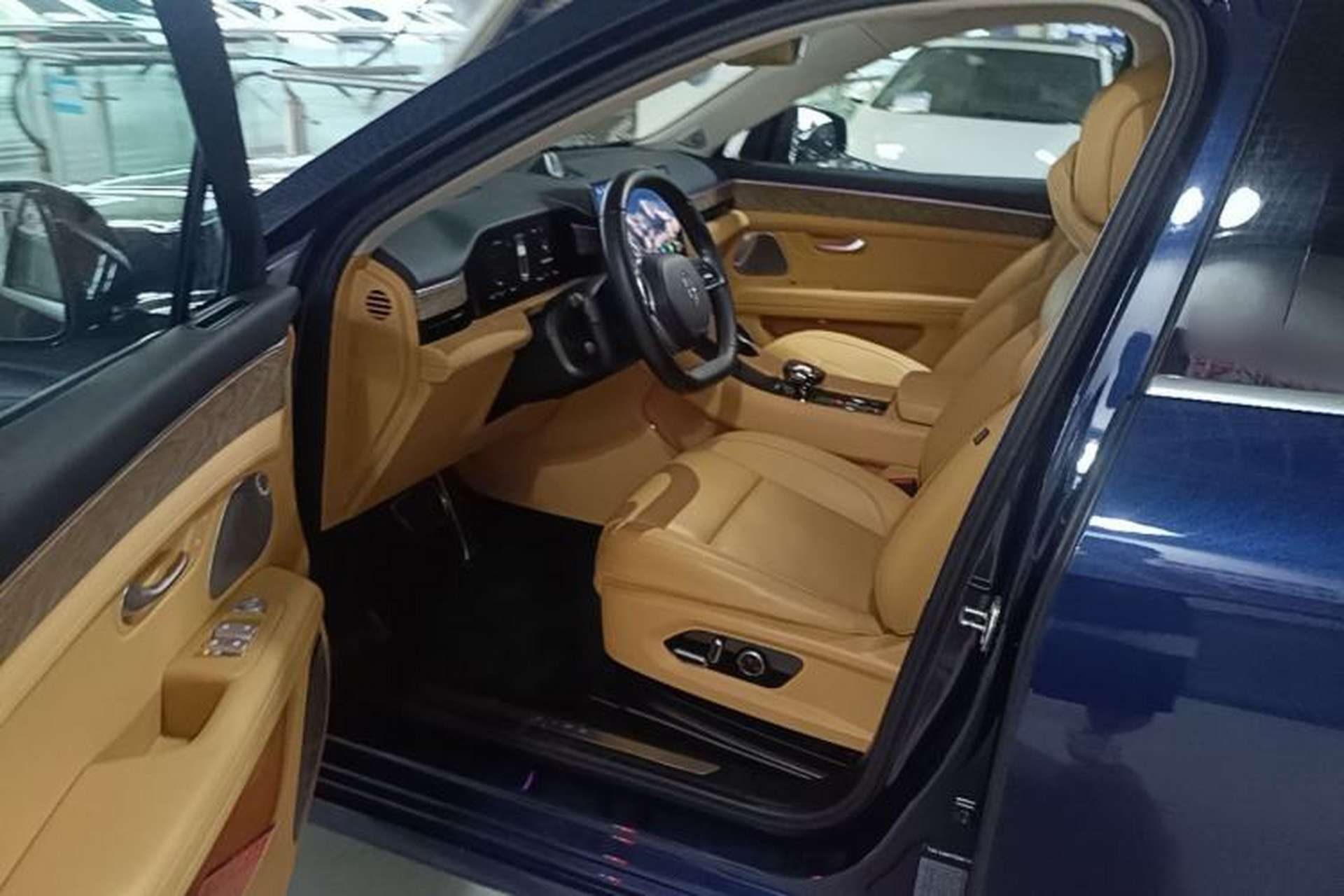Used Hima AITO M5 2022 Extended-Range Four-Wheel Drive Flagship Edition Driver Seat
