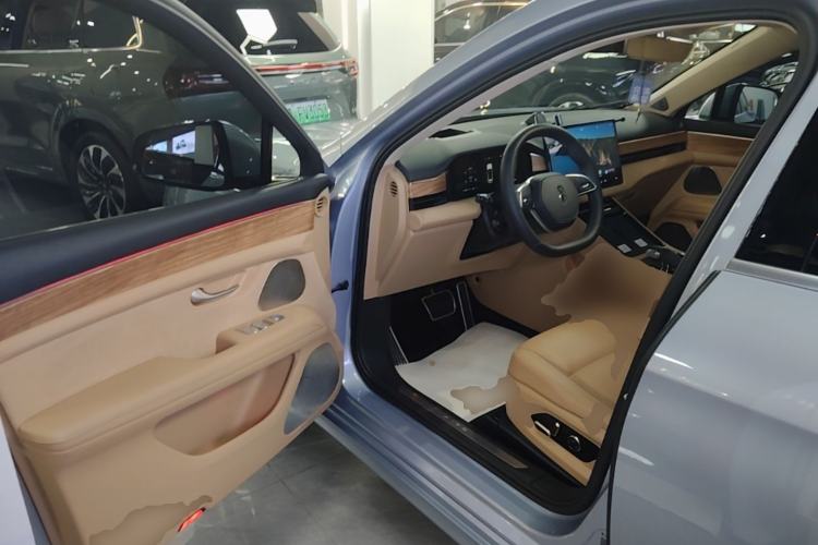 Used Hima AITO M5 2022 Pure Electric Rear-Drive Standard Edition Driver Seat