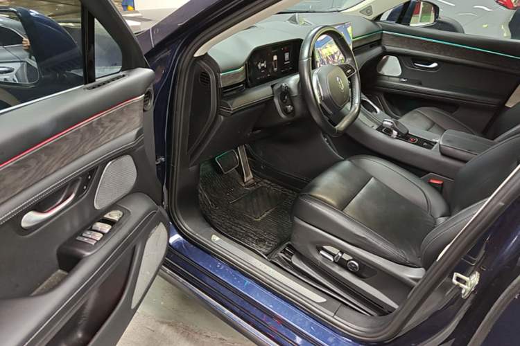 Used Hima AITO M5 2022 Extended-Range Four-Wheel Drive Ultimate Edition Driver Seat