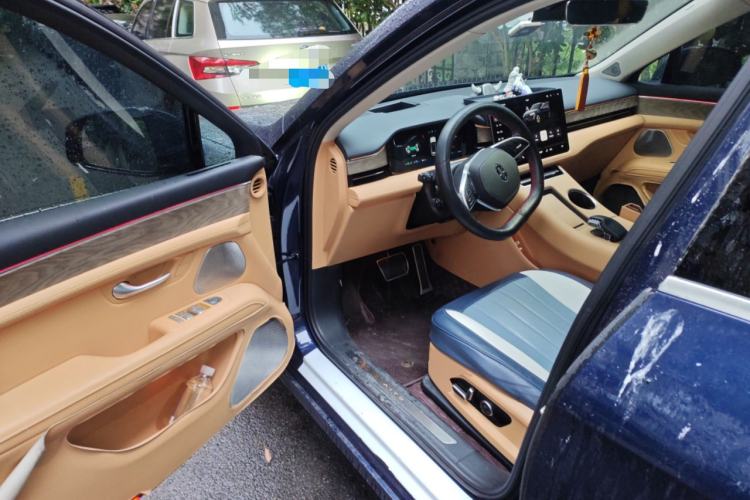 Used Hima AITO M5 2022 Range-Extended Rear-Drive Standard Version Driver Seat