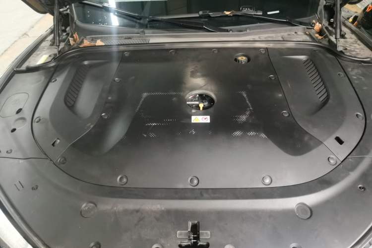 Used Hima AITO M5 2022 Extended-Range Four-Wheel Drive Ultimate Edition Engine Bay