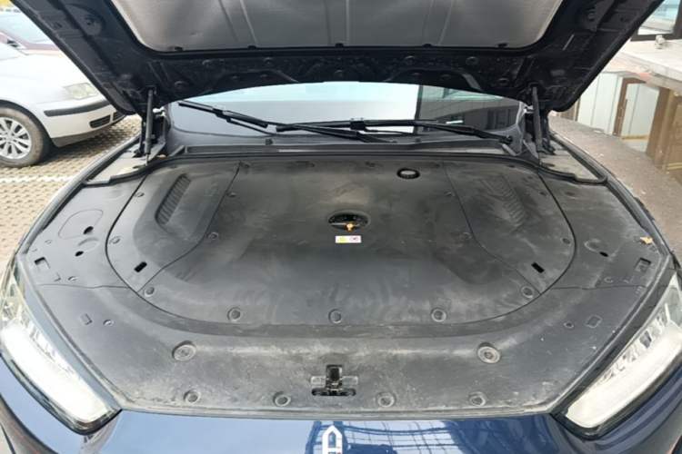Used Hima AITO M5 2022 Extended-Range Four-Wheel Drive Performance Version Engine Bay