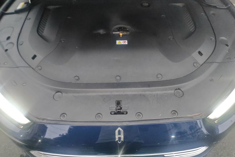Used Hima AITO M5 2022 Extended-Range Four-Wheel Drive Performance Version Engine Bay