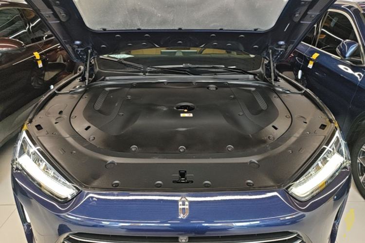Used Hima AITO M5 2022 Extended-Range Four-Wheel Drive Performance Version Engine Bay