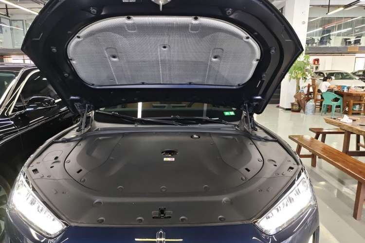 Used Hima AITO M5 2022 Range-Extended Rear-Drive Standard Version Engine Bay