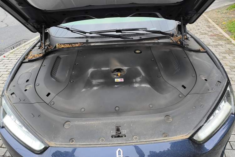 Used Hima AITO M5 2022 Extended-Range Four-Wheel Drive Flagship Edition Engine Bay