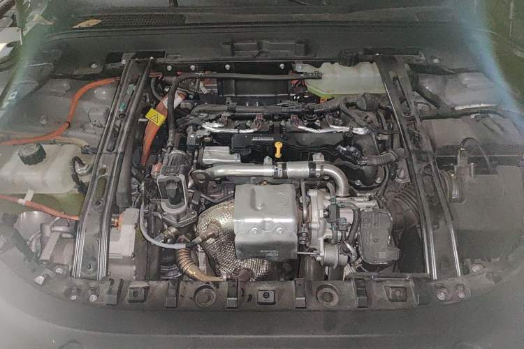 Used Hima AITO M5 2022 Range-Extended Rear-Drive Standard Version Engine Bay