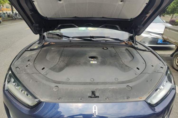 Used Hima AITO M5 2022 Extended-Range Four-Wheel Drive Ultimate Edition Engine Bay
