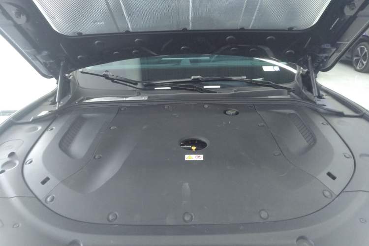 Used Hima AITO M5 2022 Range-Extended Rear-Drive Standard Version Engine Bay