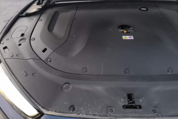 Used Hima AITO M5 2022 Extended-Range Four-Wheel Drive Ultimate Edition Engine Bay Right