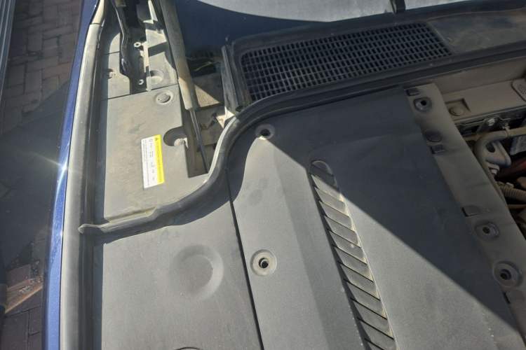 Used Hima AITO M5 2022 Extended-Range Four-Wheel Drive Ultimate Edition Engine Bay Right
