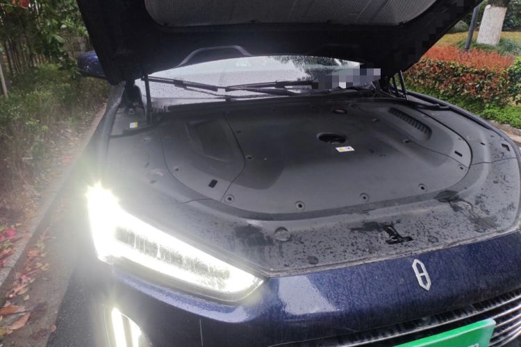 Used Hima AITO M5 2022 Range-Extended Rear-Drive Standard Version Engine Bay Right