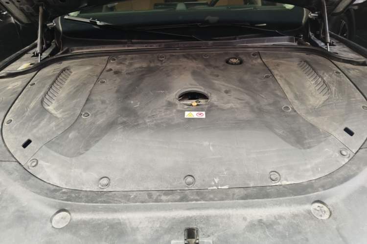 Used Hima AITO M5 2022 Extended-Range Four-Wheel Drive Flagship Edition Engine Bay
