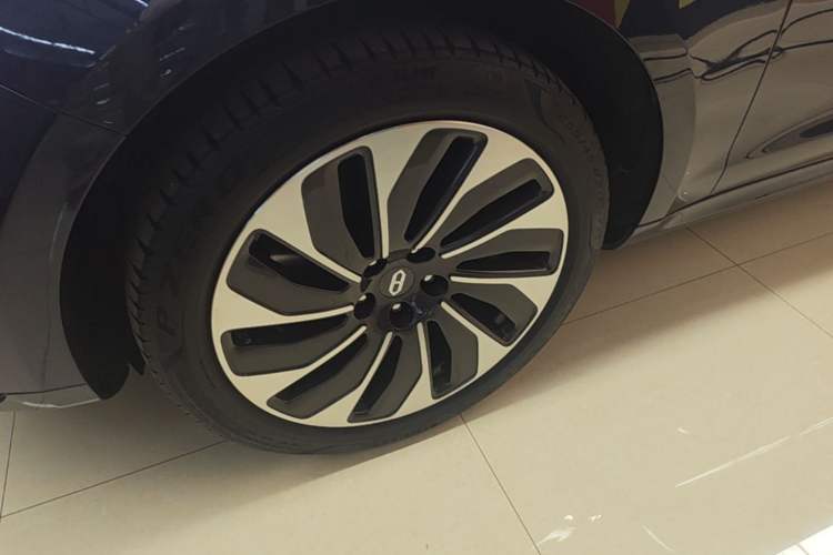 Used Hima AITO M5 2022 Extended-Range Four-Wheel Drive Flagship Edition Exterior 4