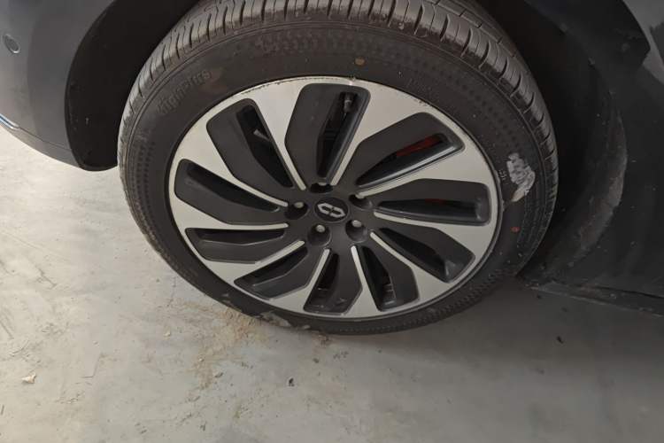Used Hima AITO M5 2022 Extended-Range Four-Wheel Drive Ultimate Edition Exterior 4