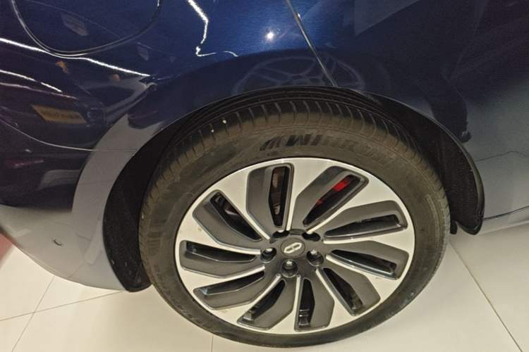 Used Hima AITO M5 2022 Extended-Range Four-Wheel Drive Performance Version Exterior 5