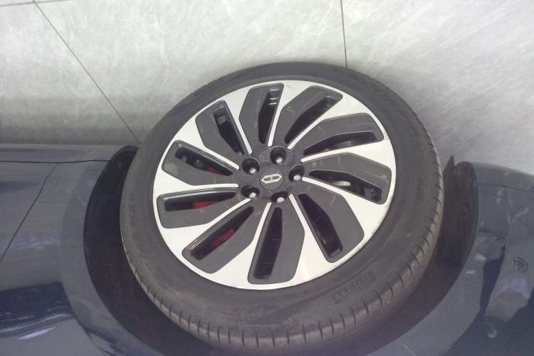 Used Hima AITO M5 2022 Range-Extended Rear-Drive Standard Version Exterior 7
