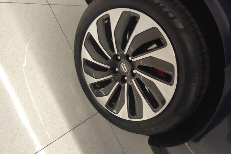 Used Hima AITO M5 2022 Extended-Range Four-Wheel Drive Performance Version Exterior 8