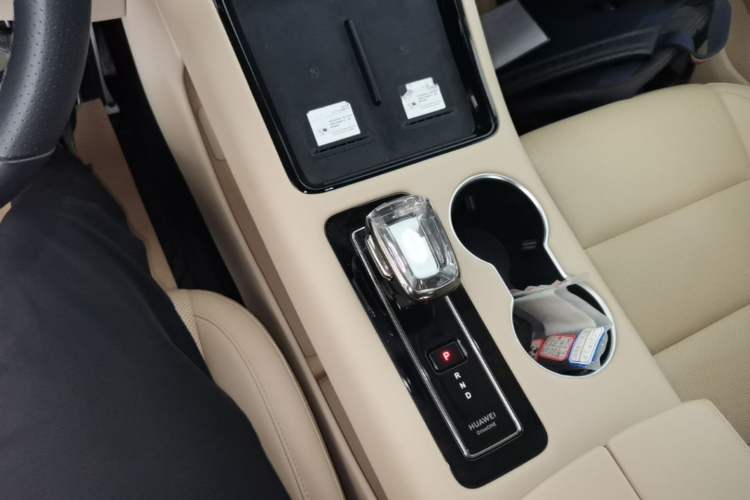 Used Hima AITO M5 2022 Pure Electric All-Wheel-Drive Performance Edition Gear Lever