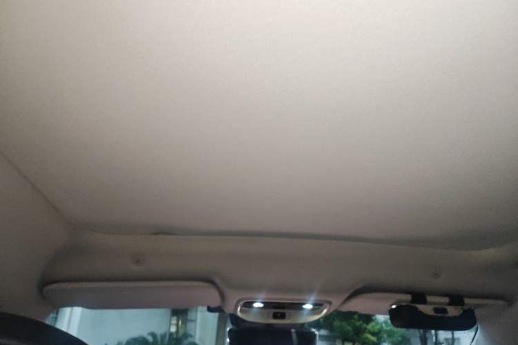 Used Hima AITO M5 2022 Extended-Range Four-Wheel Drive Performance Version Headliner