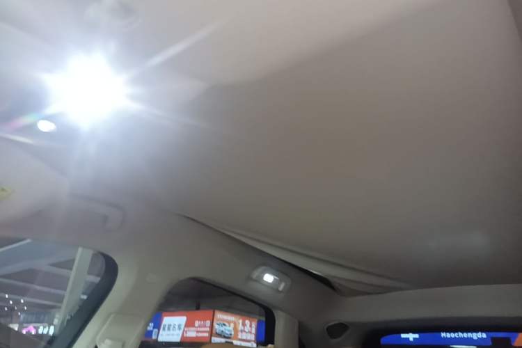 Used Hima AITO M5 2022 Extended-Range Four-Wheel Drive Flagship Edition Headliner