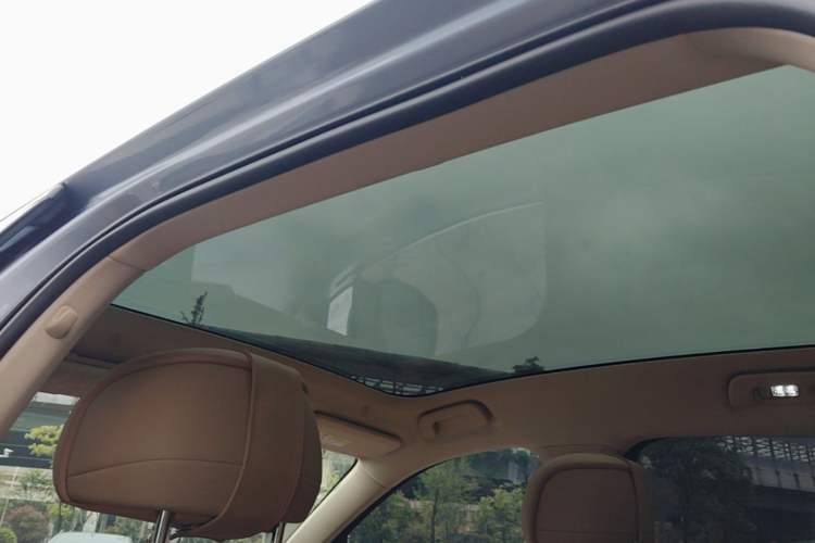 Used Hima AITO M5 2022 Pure Electric Rear-Drive Standard Edition Headliner